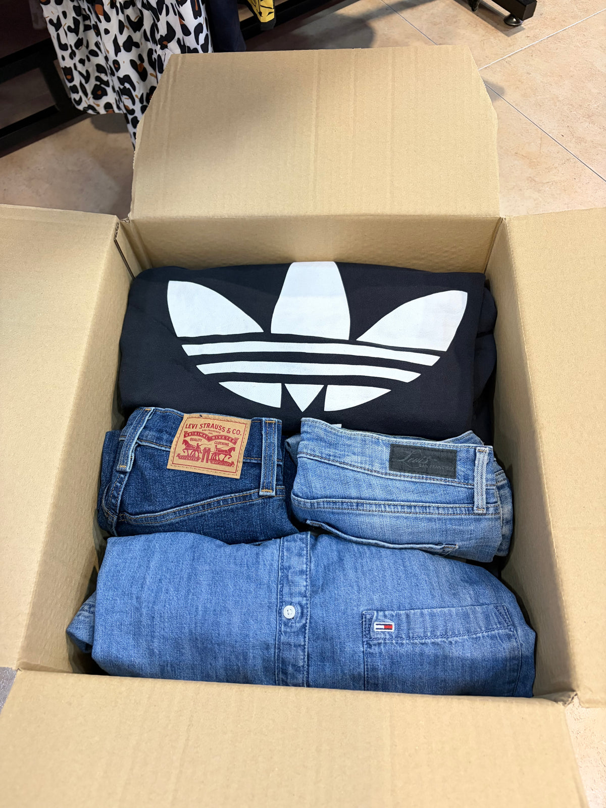 ROPA MUJER MARCA KILOS