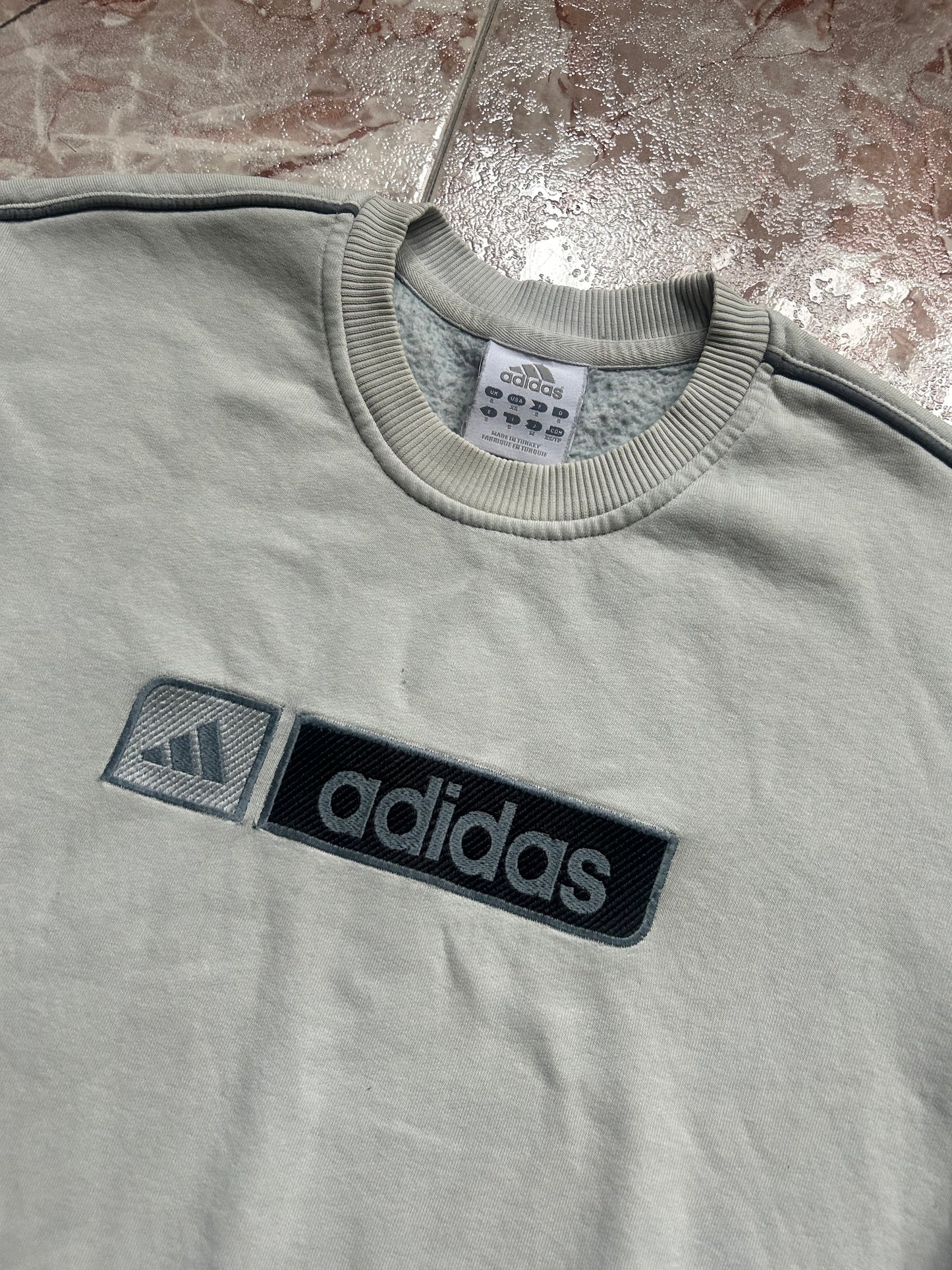 Sudadera Crewneck Adidas 00s