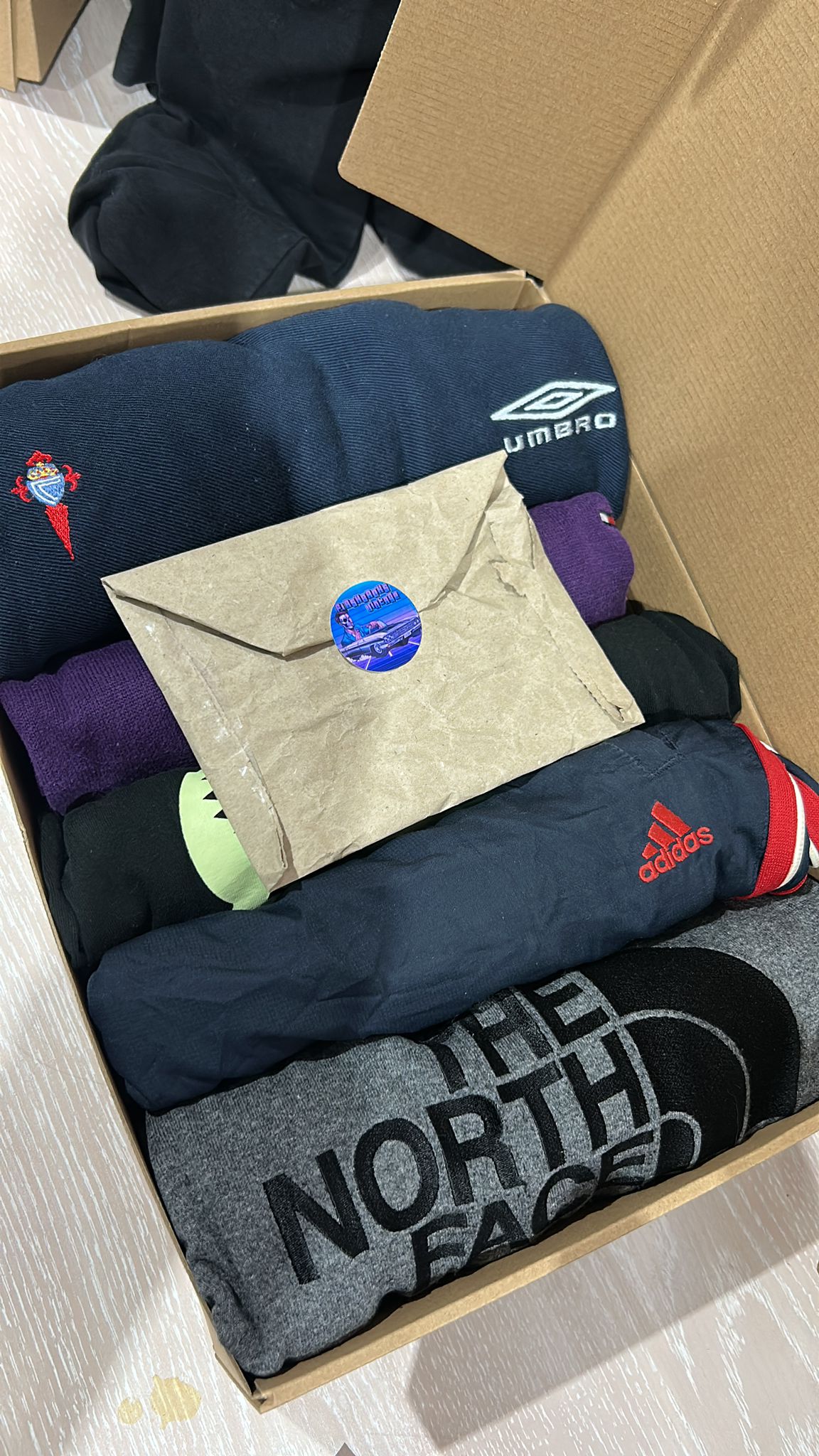 MYSTERY FLASHFRIDAY 25 BOX